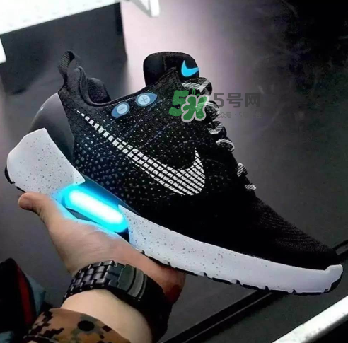 nike hyperadapt 1.0國(guó)內(nèi)什么時(shí)候發(fā)售？耐克自動(dòng)系鞋帶鞋國(guó)內(nèi)發(fā)售時(shí)間