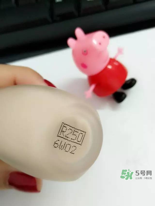 玫珂菲水粉霜怎么樣？玫珂菲全新雙用水粉霜好用嗎？