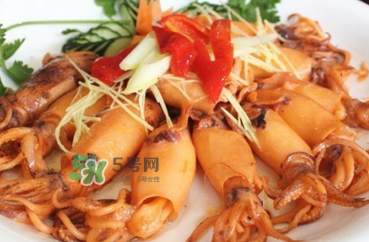 魷魚仔怎么清洗圖解？小魷魚怎么清洗？