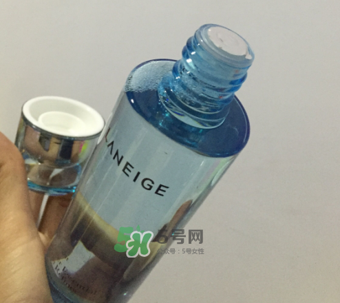蘭芝水凝輕盈精華水怎么樣？蘭芝水凝輕盈精華水好用嗎？