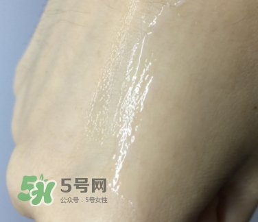 cerave pm乳可以白天用嗎？cerave pm乳白天用會變黑嗎