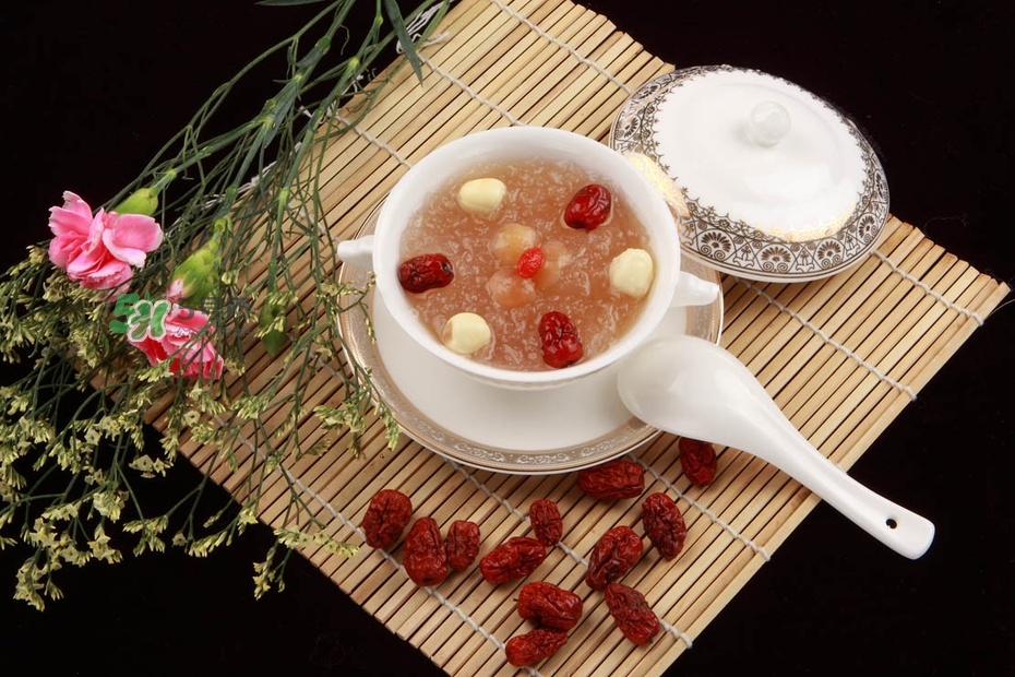 產(chǎn)后吃燕窩有什么好處？產(chǎn)后多久可以吃燕窩？