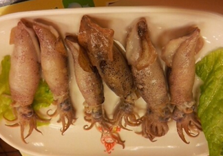 魷魚仔怎么清洗圖解？小魷魚怎么清洗？