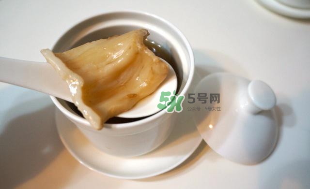 產(chǎn)后吃燕窩好還是花膠？花膠和燕窩可以一起吃嗎？