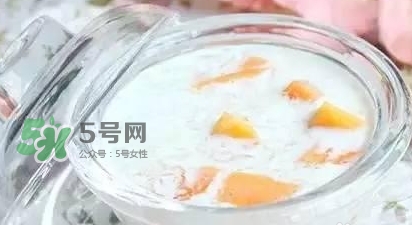 燕窩里面含有激素嗎？燕窩兒童吃了會不會性早熟？