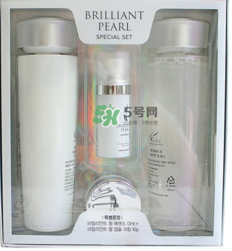 ahc珍珠美白水乳套盒怎么樣？ahc珍珠美白水乳好用嗎