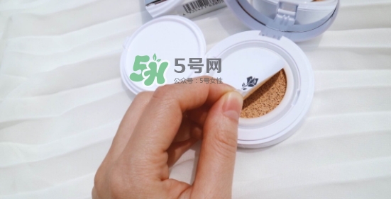 蘭蔻小粉盒氣墊怎么樣？蘭蔻小粉盒氣墊好用嗎