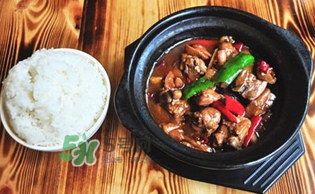 黃燜雞米飯有幾個品牌？黃燜雞米飯有營養(yǎng)嗎