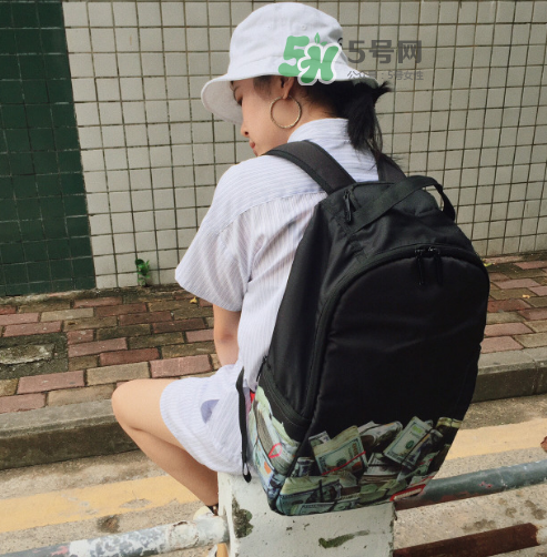 sprayground翅膀書包多少錢？sprayground雙肩包什么價位？