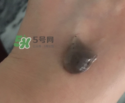 韓后茶蕊去角質(zhì)素怎么用？韓后茶蕊亮滑去角質(zhì)素用法