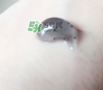韓后茶蕊亮滑去角質(zhì)素怎么樣？韓后茶蕊亮滑去角質(zhì)素功效