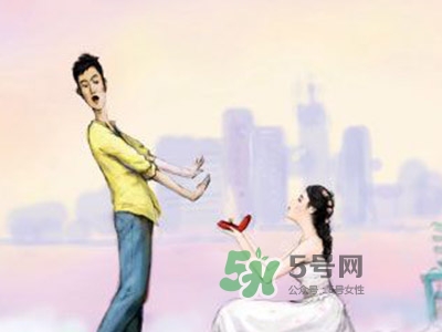 女生怎么撩男生？女生如何追到男神？