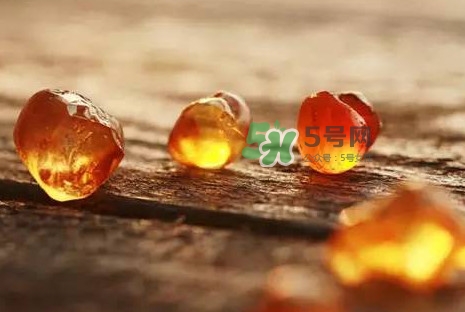 桃膠一次食用量多少？桃膠多吃有什么危害