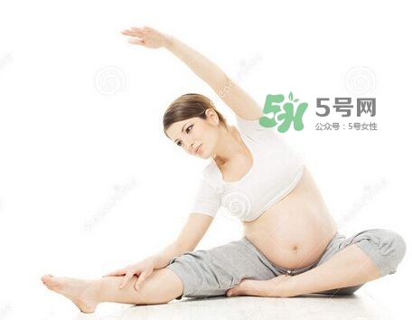 孕婦睡覺(jué)能伸懶腰嗎？孕婦睡覺(jué)伸懶腰對(duì)胎兒有什么影響？