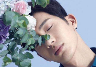 野獸派和roseonly哪個好？野獸派和roseonly區(qū)別