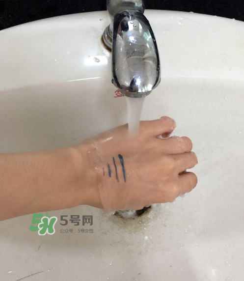 蜜絲佛陀亮彩速干眼線液怎么樣？蜜絲佛陀亮彩速干眼線液好用嗎？