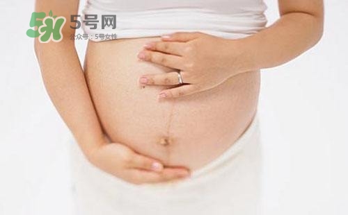 胎兒入盆怎么摸得出來？胎兒入盆多久會生？