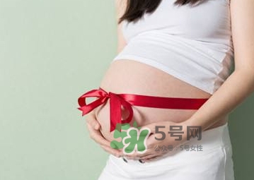 孕期為什么會(huì)水腫？孕期手腳腫怎么辦？