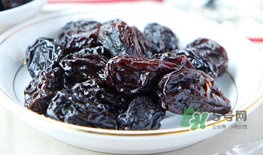 西梅一次多少合適？西梅一天吃幾個(gè)最好