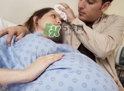 順產(chǎn)時(shí)要注意什么？順產(chǎn)后要注意哪些事項(xiàng)？