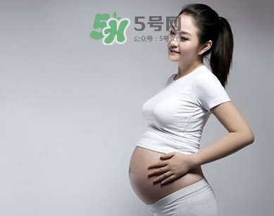 孕婦打噴嚏漏尿是什么原因？孕婦打噴嚏漏尿怎么辦？