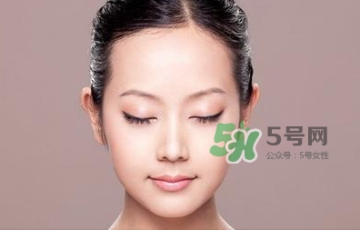 油性皮膚可以用橄欖油嗎？橄欖油擦臉有什么好處？