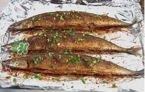 秋刀魚怎么烤好吃？用烤箱烤秋刀魚多少溫度合適