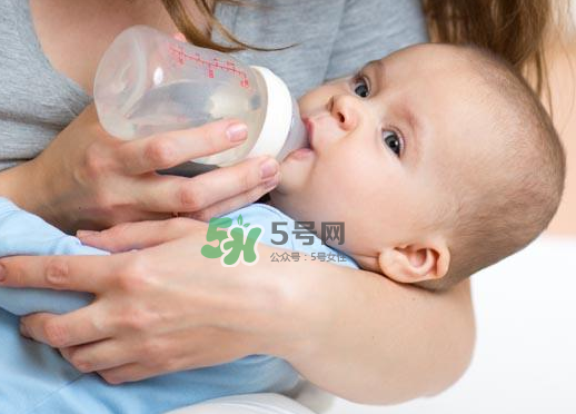 母乳和奶粉能混在一起吃嗎？母乳和奶粉混合喂養(yǎng)好嗎？