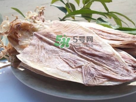 魷魚(yú)干多少錢一斤 魷魚(yú)干用熱水泡還是冷水泡