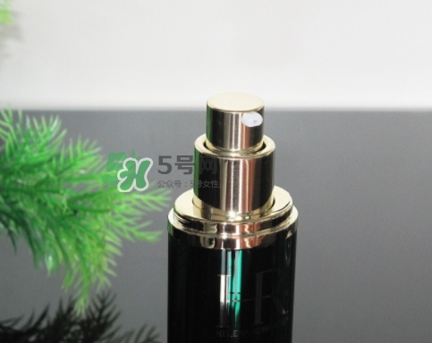 綠寶瓶和小棕瓶哪個(gè)好？綠寶瓶和小棕瓶對(duì)比