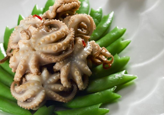 八爪魚的頭能吃嗎？八爪魚的頭里面是什么
