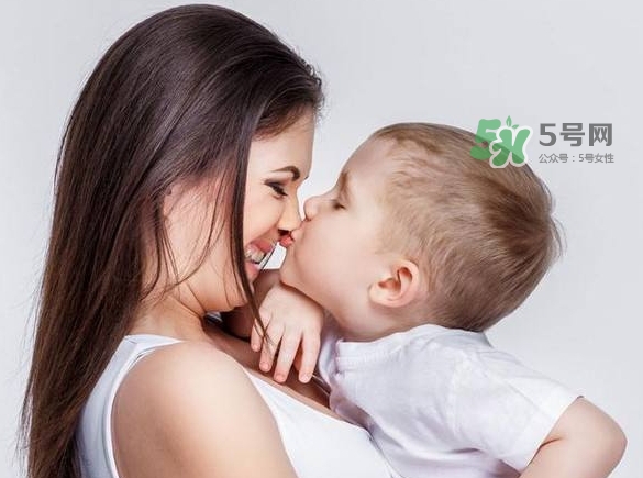 剖腹產(chǎn)疤痕增生怎么辦？剖腹產(chǎn)疤痕增生的原因
