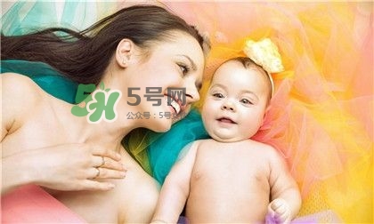 產(chǎn)后掉頭發(fā)很厲害怎么辦？產(chǎn)后掉頭發(fā)吃什么好？