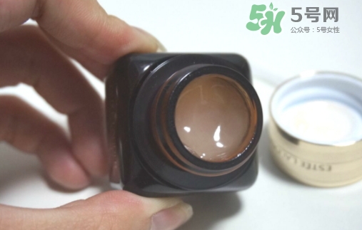 小棕瓶和百優(yōu)眼霜哪個好？小棕瓶眼霜和百優(yōu)眼霜對比