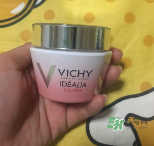 薇姿水光煥白乳霜怎么樣？薇姿水光煥白乳霜好用嗎？