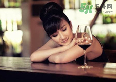 心碎綜合癥會(huì)導(dǎo)致猝死嗎？心碎綜合癥有哪些危害