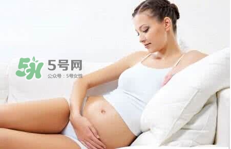 羊水栓塞發(fā)生在什么時候？羊水栓塞癥狀