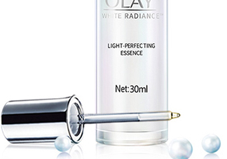 olay玉蘭油小白瓶小綠瓶哪個好？olay小白瓶小綠瓶區(qū)別