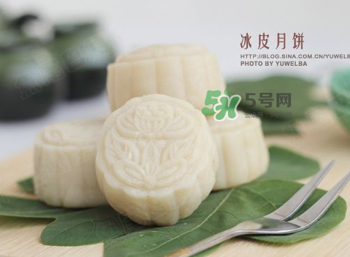 冰皮月餅皮太黏怎么辦？冰皮月餅粘手怎么回事？
