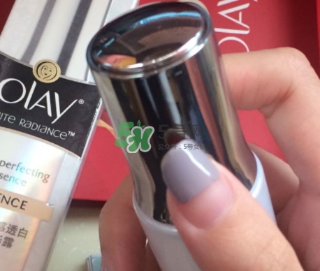 olay小白瓶會長毛嗎？olay小白瓶長黑毛是怎么回事？