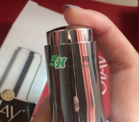 olay小白瓶會長毛嗎？olay小白瓶長黑毛是怎么回事？