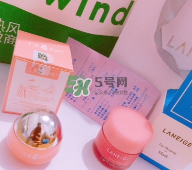 土家硒泥坊唇膜和蘭芝唇膜哪個(gè)好？土家硒泥坊唇膜和蘭芝對比