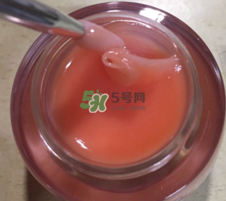 土家硒泥坊唇膜和蘭芝唇膜哪個(gè)好？土家硒泥坊唇膜和蘭芝對比