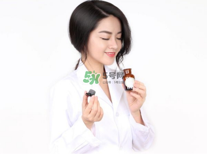 刷酸爆痘怎么辦？刷酸爆痘要不要繼續(xù)刷？