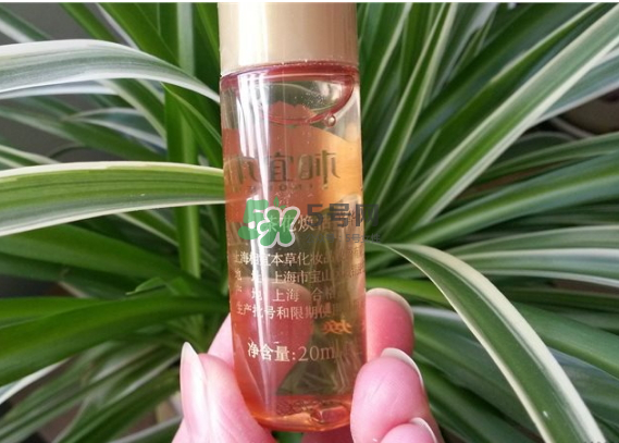 相宜本草山茶花系列怎么樣？相宜本草山茶花系列適合什么年齡？