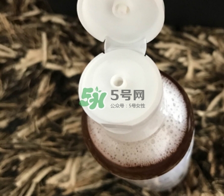 科顏氏金盞花水和黛珂紫蘇水哪個(gè)好？金盞花和紫蘇水對(duì)比