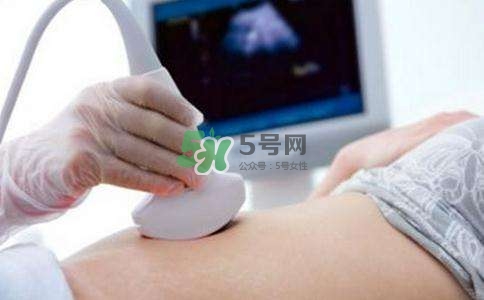 臍帶繞頸是什么原因造成的？臍帶繞頸是多休息還是多運(yùn)動(dòng)？