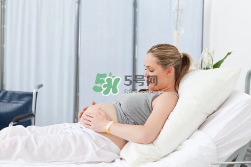 孕婦左側(cè)臥睡不著怎么辦？孕期左側(cè)睡不舒服怎么辦？