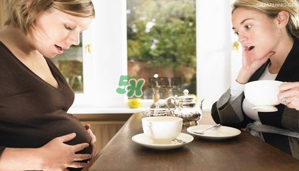 孕婦肚子硬邦邦的怎么回事？孕婦肚子硬生男生女？