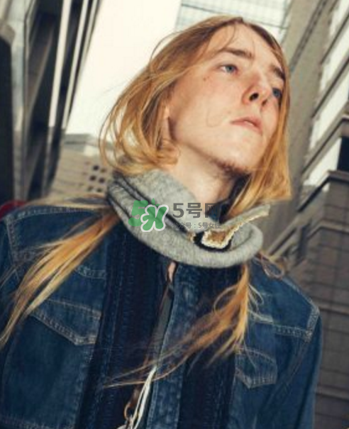sacai2017秋冬系列怎么樣_在哪買_款式有哪些？